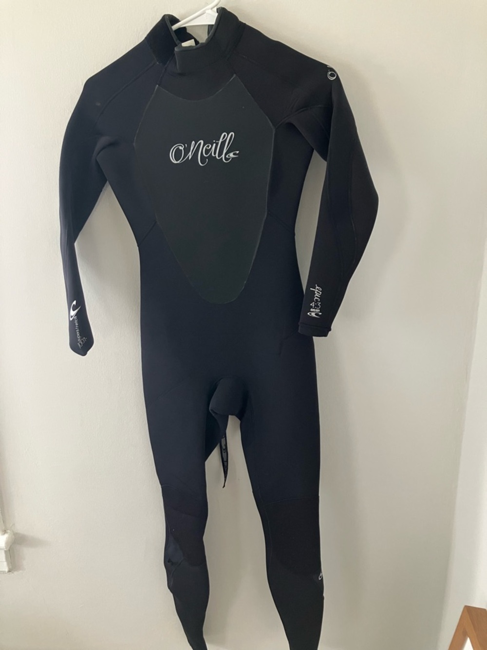O'Neill Black full body Wetsuit size 2